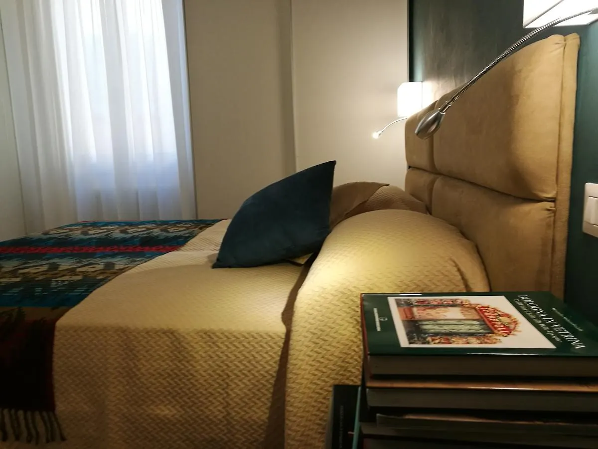 Apartment Residence Piazza San Domenico Bologna Italy